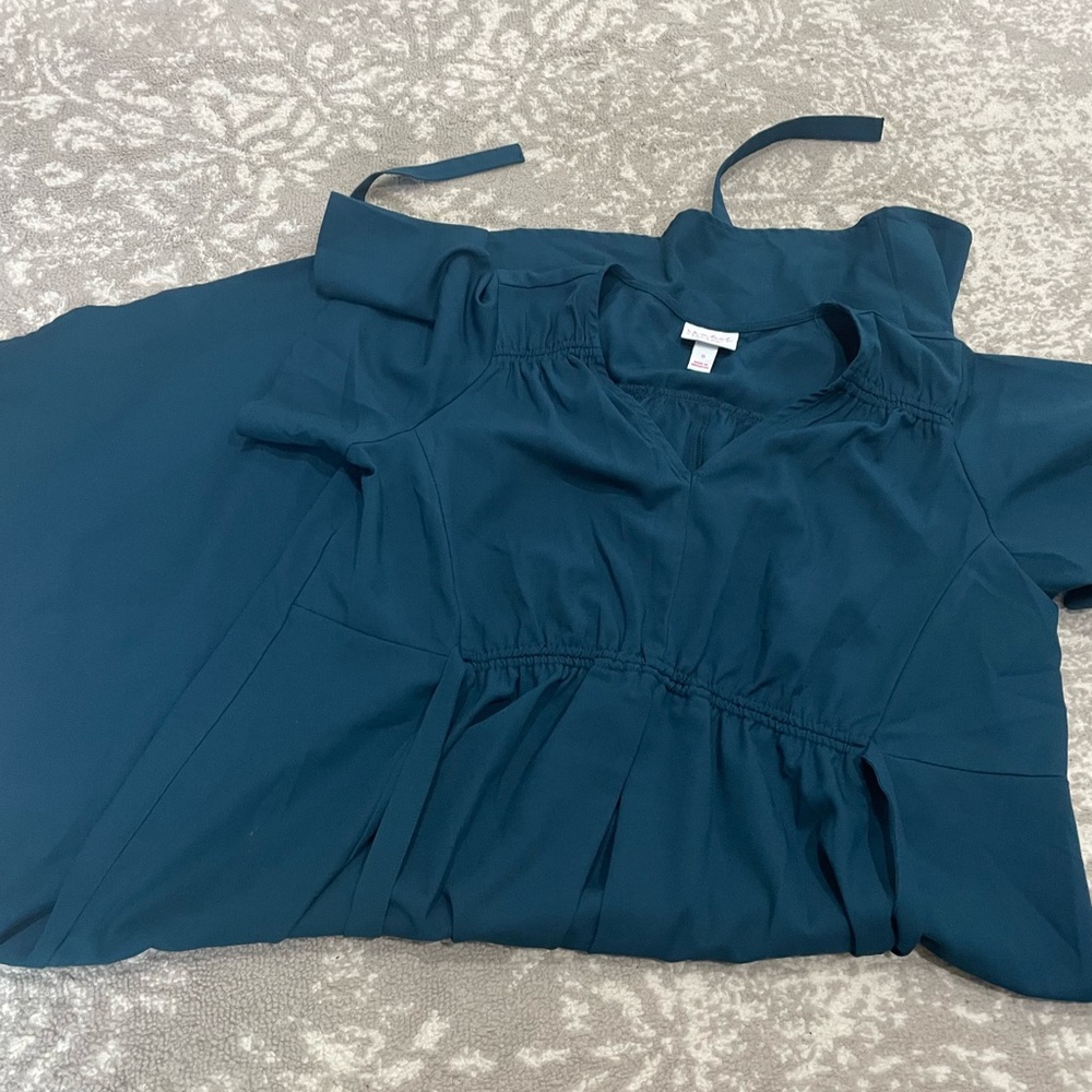 Size small maternity bundle - Picture 2 of 8